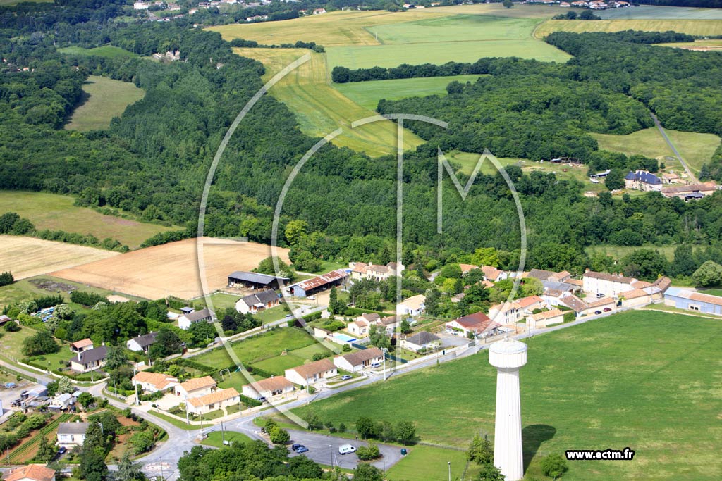 Photo arienne de Vouneuil-sous-Biard (Pouzioux)