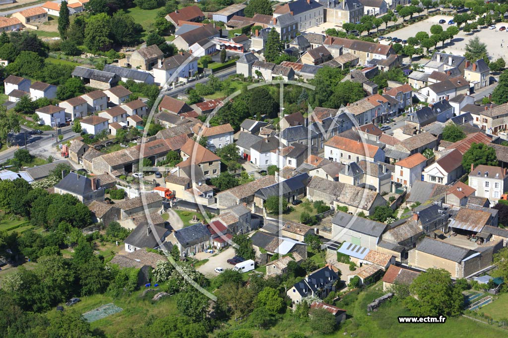 Photo arienne de Vouneuil-sur-Vienne (Centre)