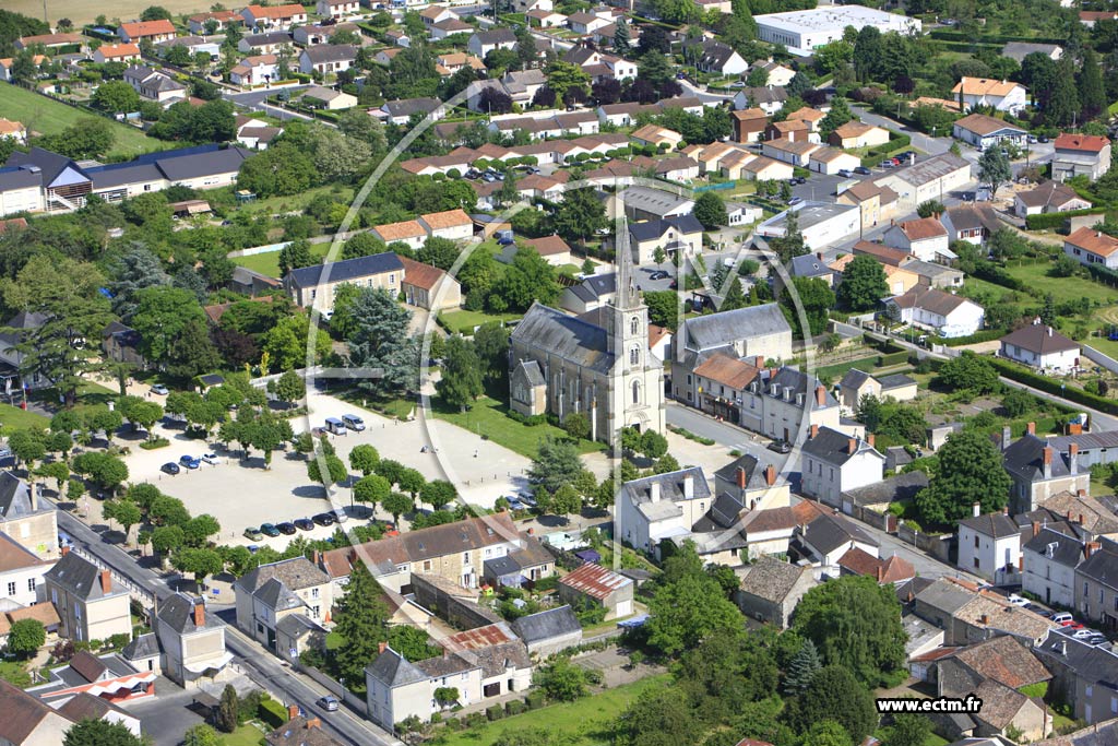 Photo arienne de Vouneuil-sur-Vienne (Centre)