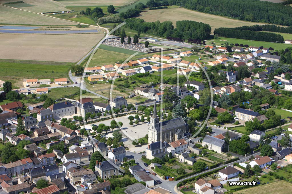 Photo arienne de Vouneuil-sur-Vienne (Centre)