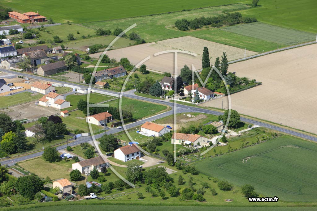 Photo arienne de Vouneuil-sur-Vienne (Le Pontereau)