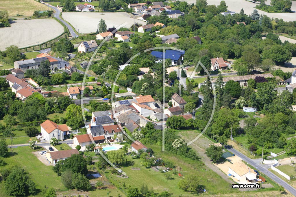Photo arienne de Vouneuil-sur-Vienne (Montgam)