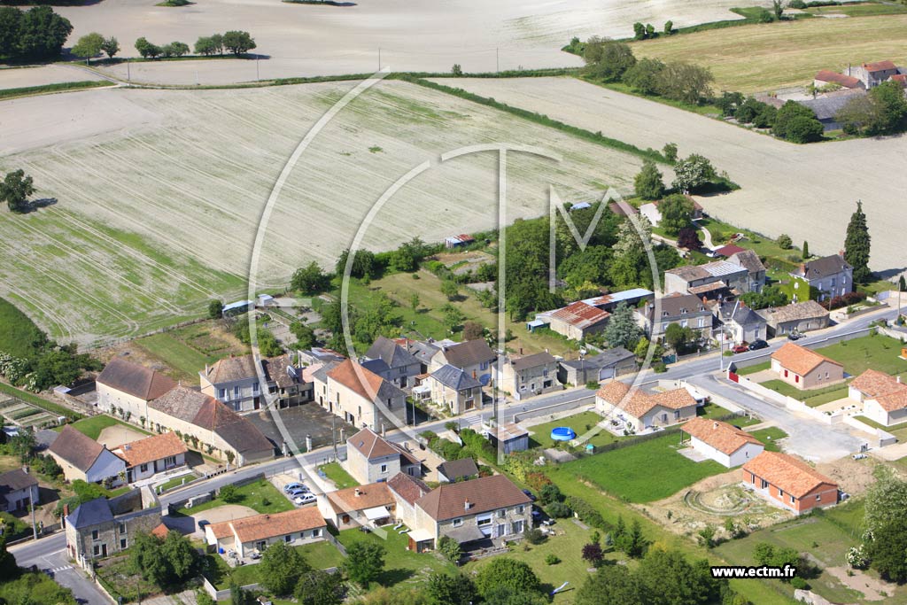 Photo arienne de Vouneuil-sur-Vienne (Montgam)