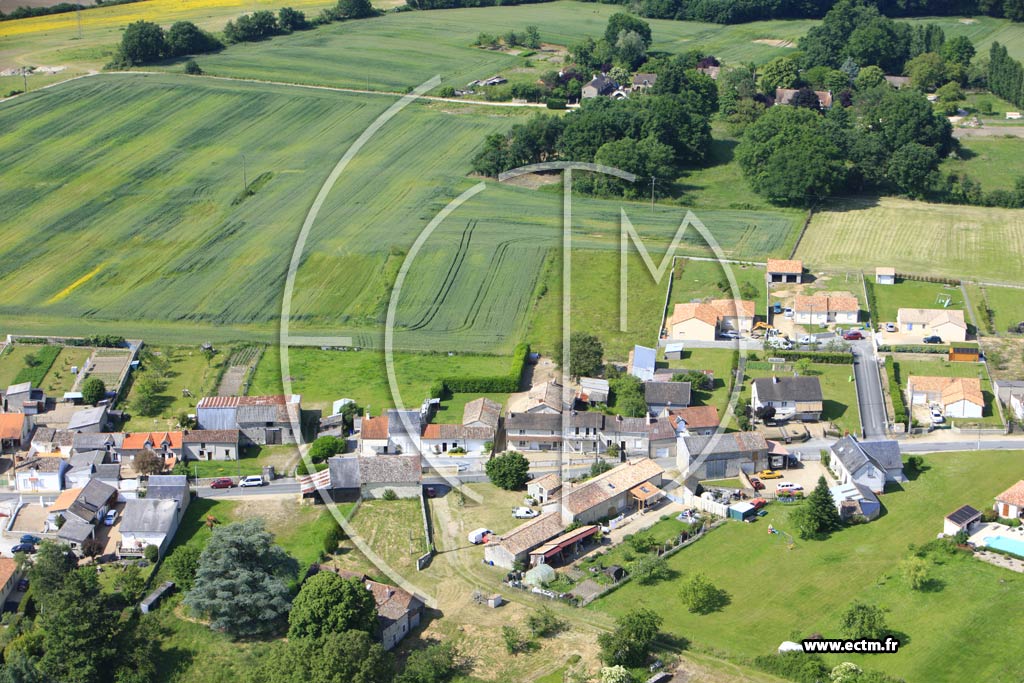 Photo arienne de Vouneuil-sur-Vienne (Pied Sec)
