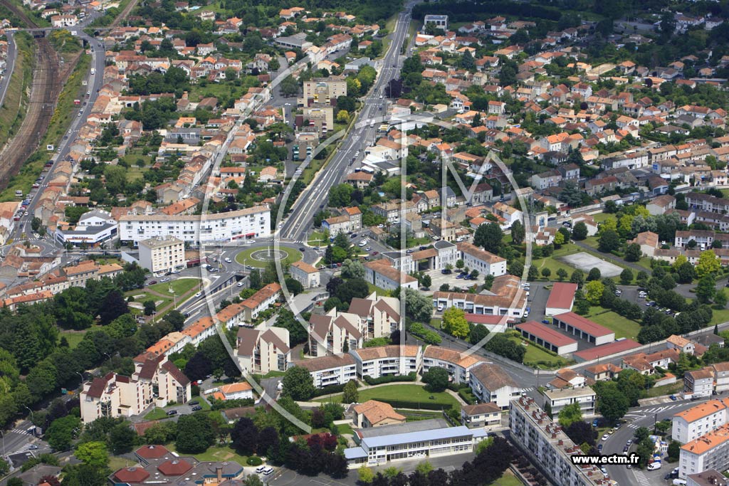 Photo arienne de Angoulme (Gare)