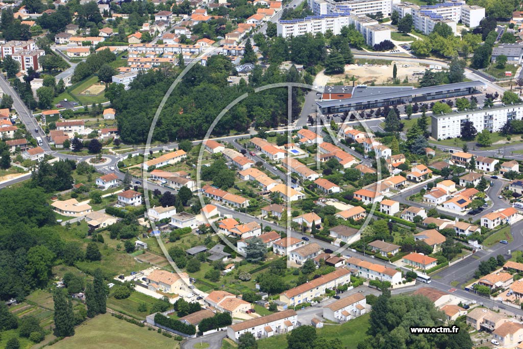 Photo arienne de Angoulme (Garenne)