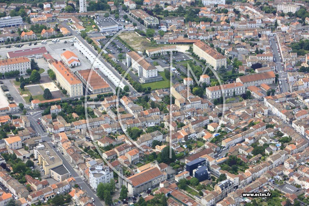 Photo arienne de Angoulme (Gatine-Casernes)