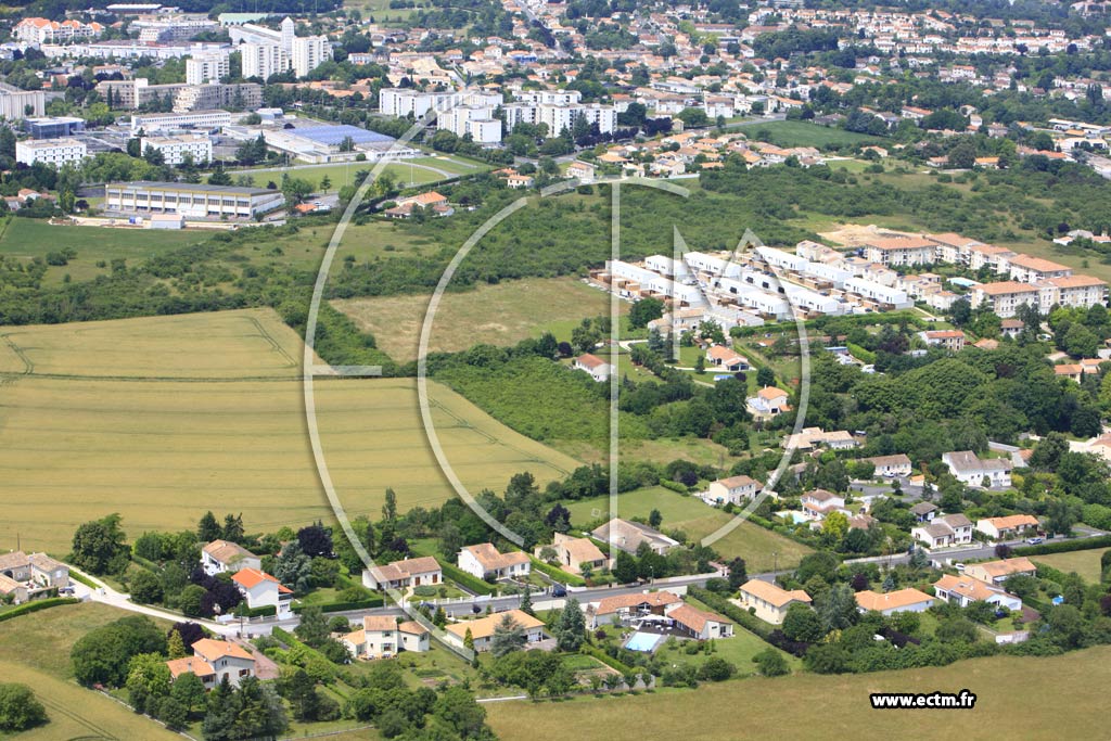 Photo arienne de Angoulme (Ma Campagne Est-Petit Fresquet)