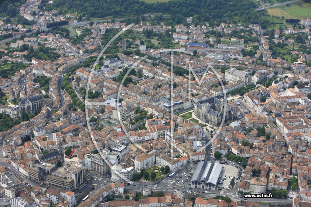 Photo arienne de Angoulme (Plateau)