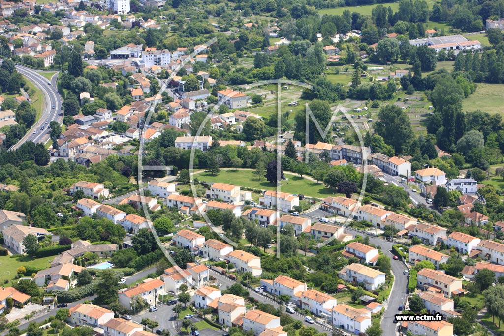 Photo arienne de Angoulme (Plateau)