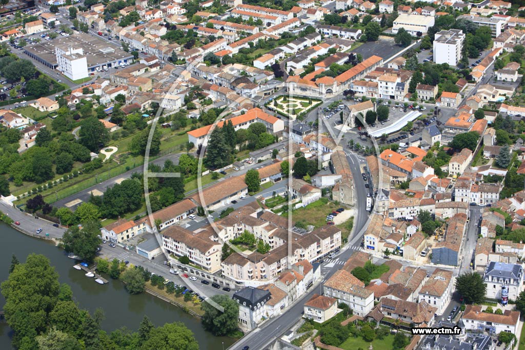 Photo arienne de Angoulme (Saint-Cybard)