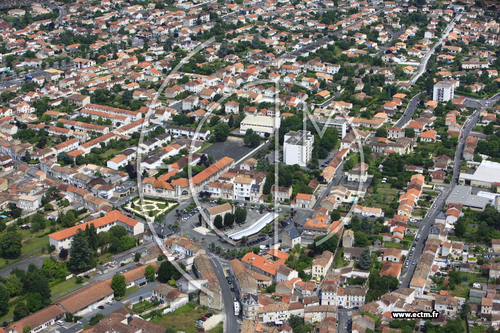 Photo arienne de Angoulme (Saint-Cybard)