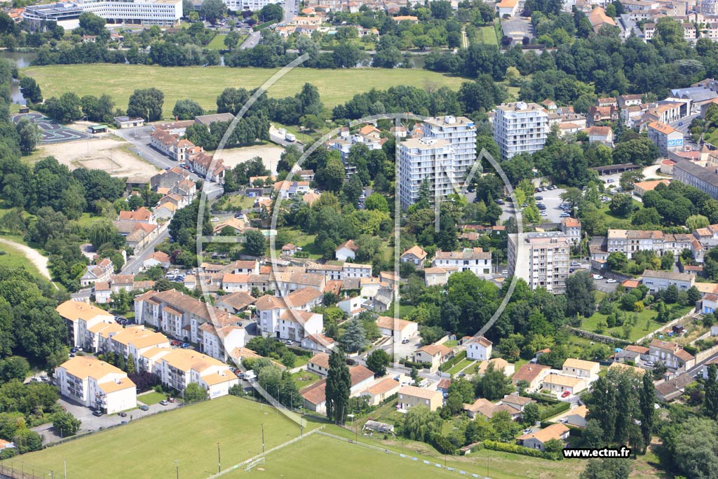 Photo arienne de Angoulme (Sillac-Saint-Ausone)