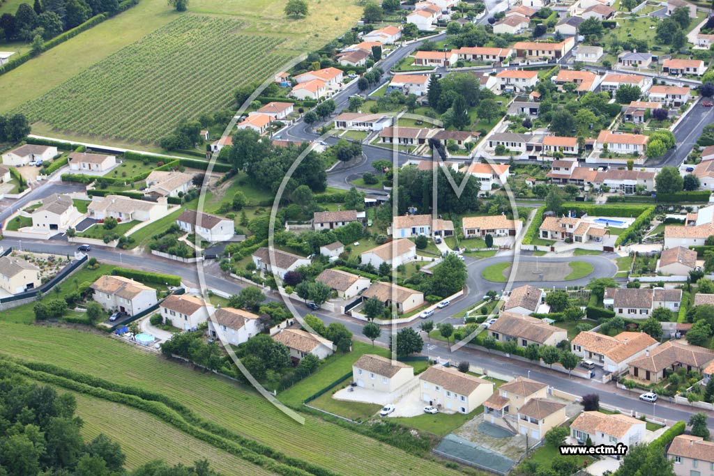 Photo arienne de Flac (Pierrailles)