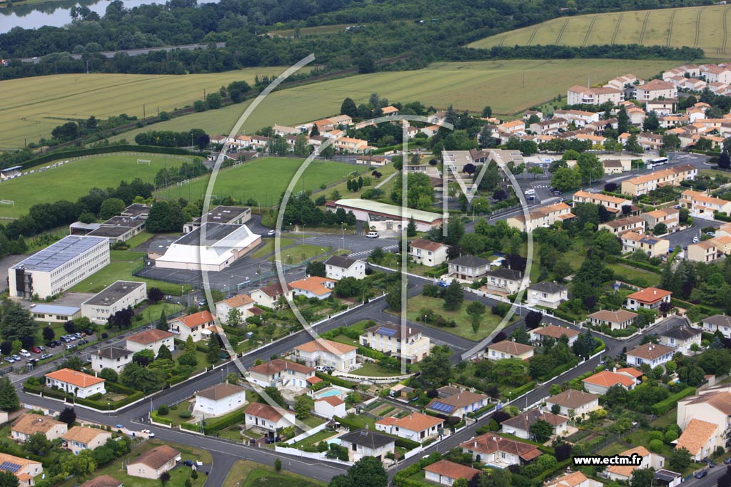 Photo arienne de Gond-Pontouvre (Nord)