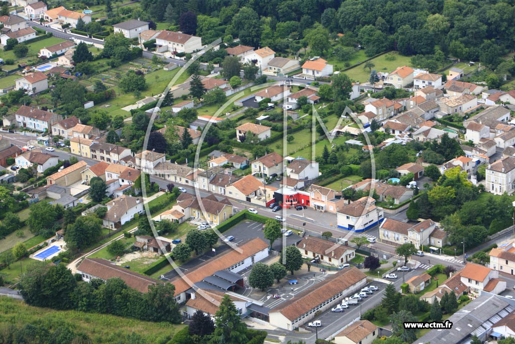 Photo arienne de Gond-Pontouvre (Ouest et Sud)