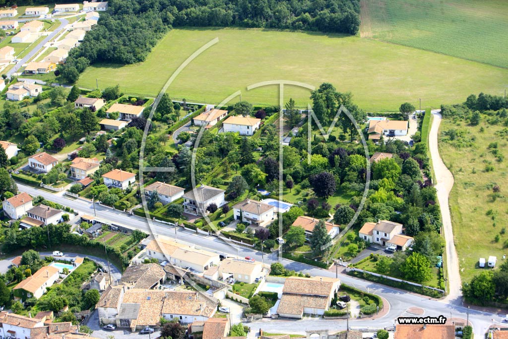 Photo arienne de La Couronne (La Font)