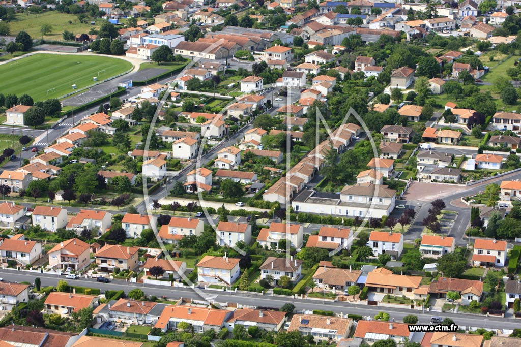 Photo arienne de La Couronne (Stade)