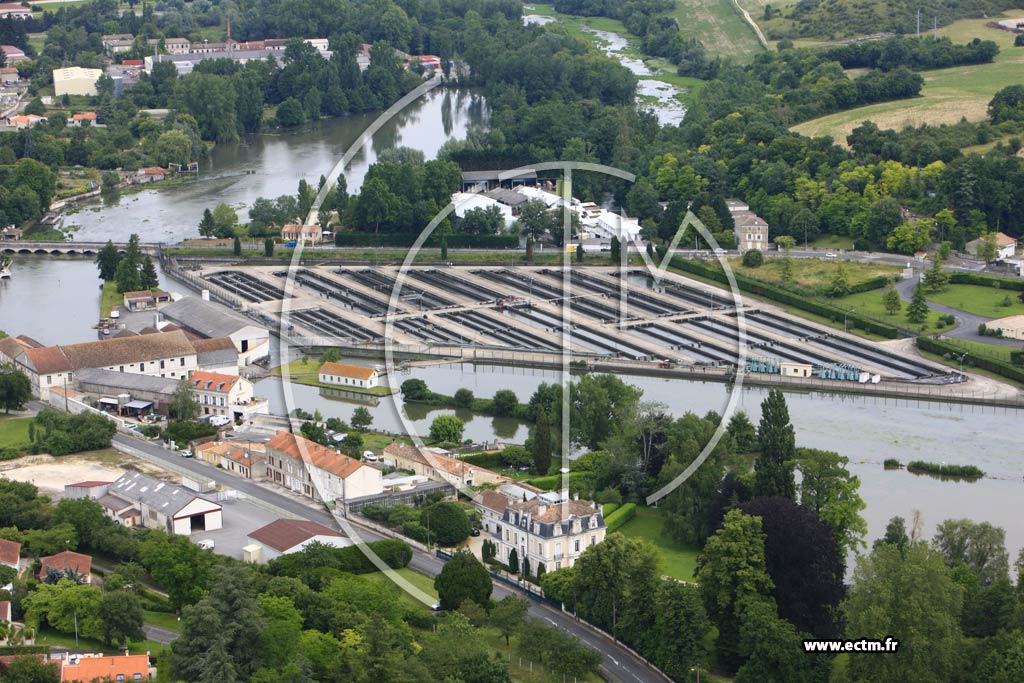 Photo arienne de Magnac-sur-Touvre