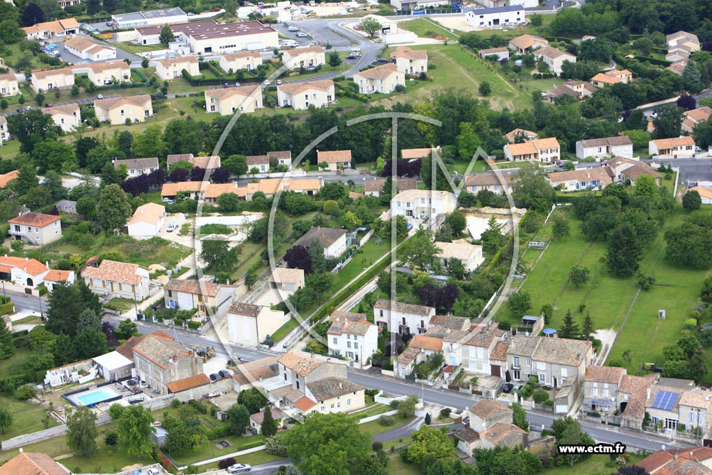 Photo arienne de Magnac-sur-Touvre (Bellevue)