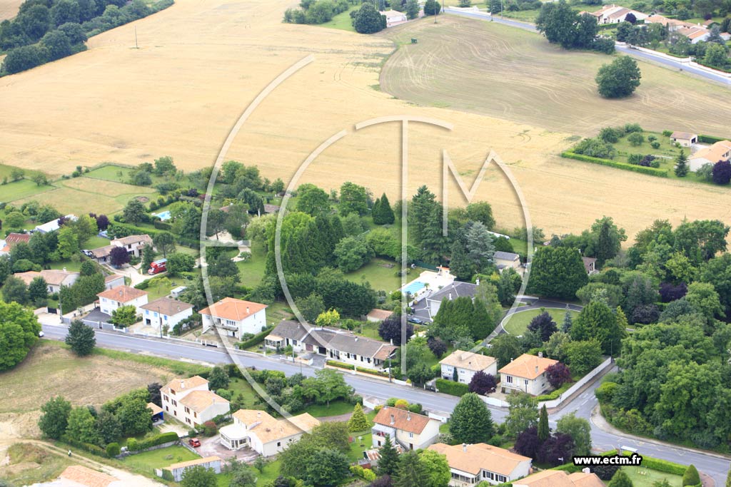 Photo arienne de Magnac-sur-Touvre (Bellevue)