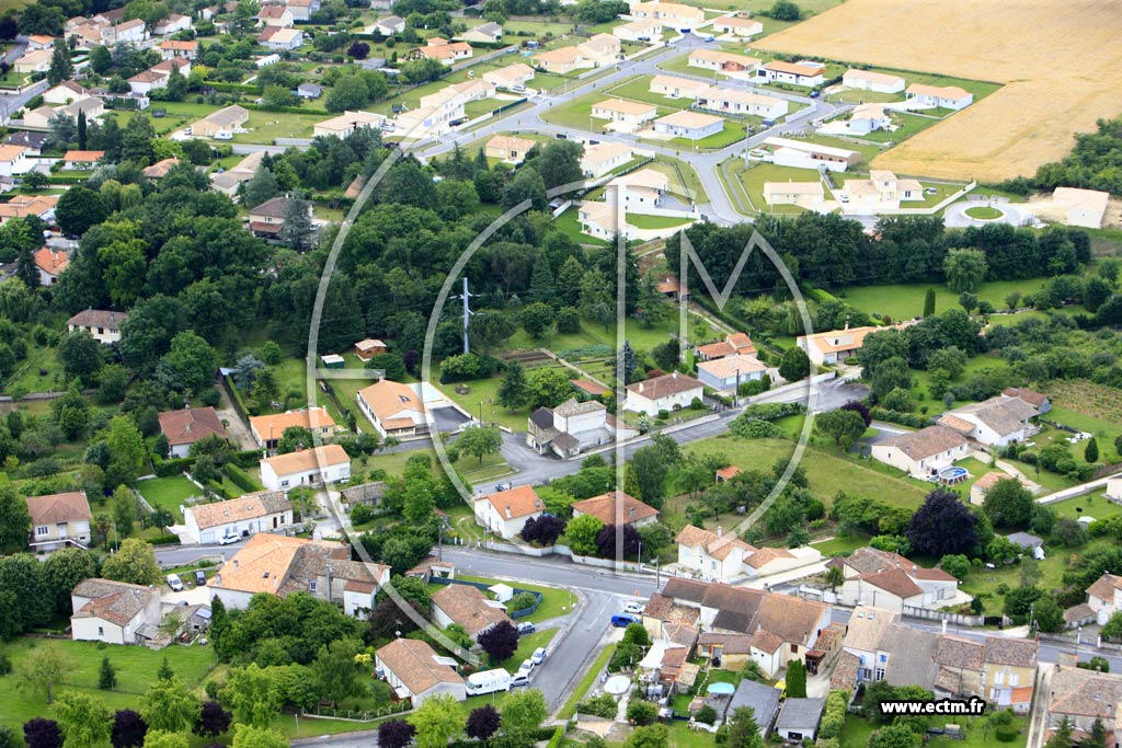Photo arienne de Magnac-sur-Touvre (Bellevue)