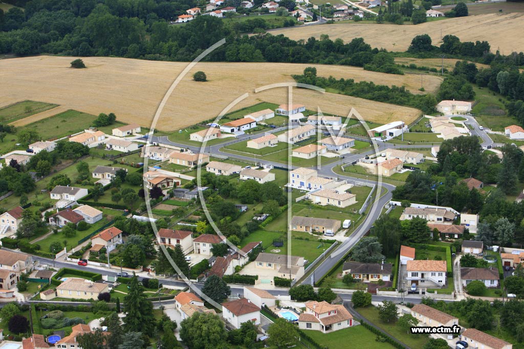 Photo arienne de Magnac-sur-Touvre (Bellevue)