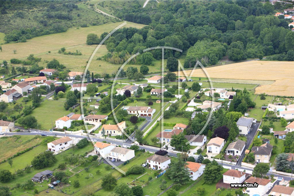 Photo arienne de Magnac-sur-Touvre (Bellevue)