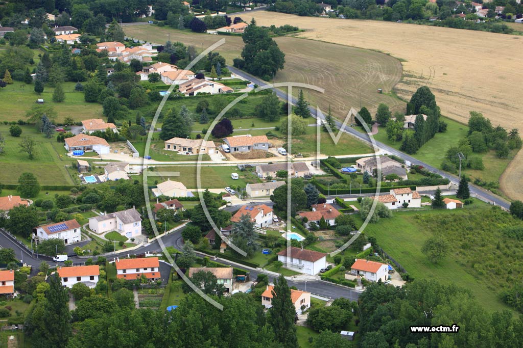 Photo arienne de Magnac-sur-Touvre (Bellevue)