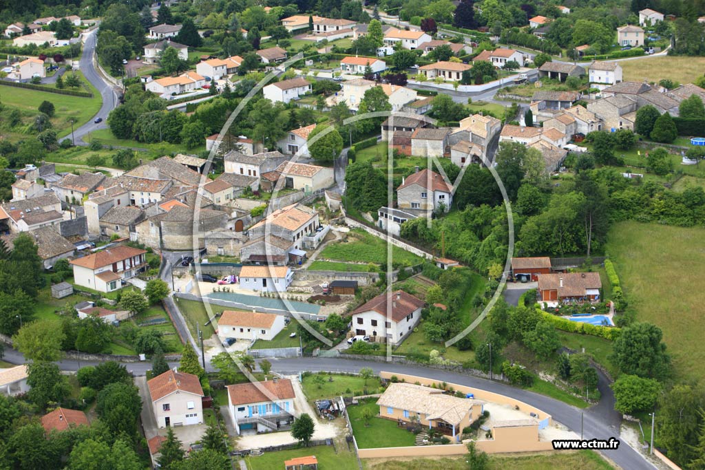Photo arienne de Magnac-sur-Touvre (Bussac)