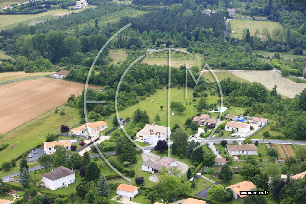 Photo arienne de Magnac-sur-Touvre (Bussac)