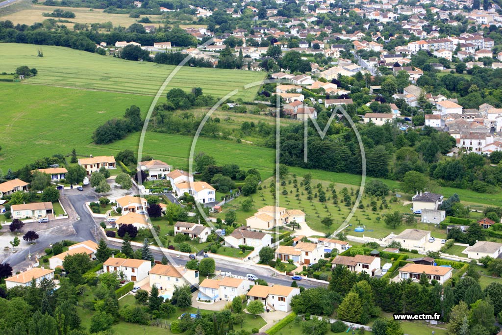 Photo arienne de Magnac-sur-Touvre (Crignolle)