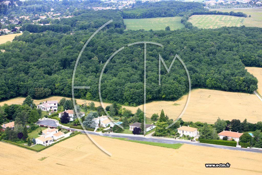 Photo arienne de Magnac-sur-Touvre (Crignolle)