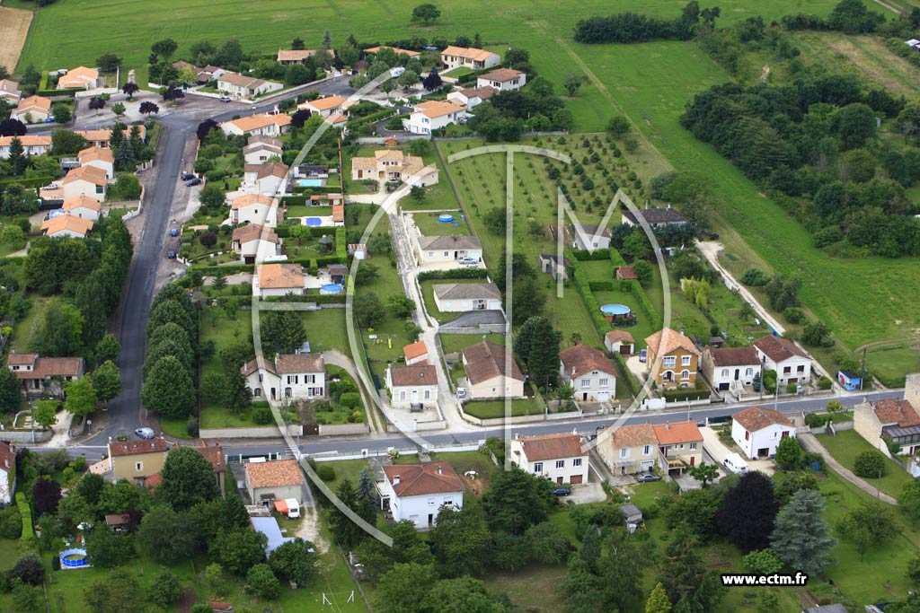 Photo arienne de Magnac-sur-Touvre (Relette)