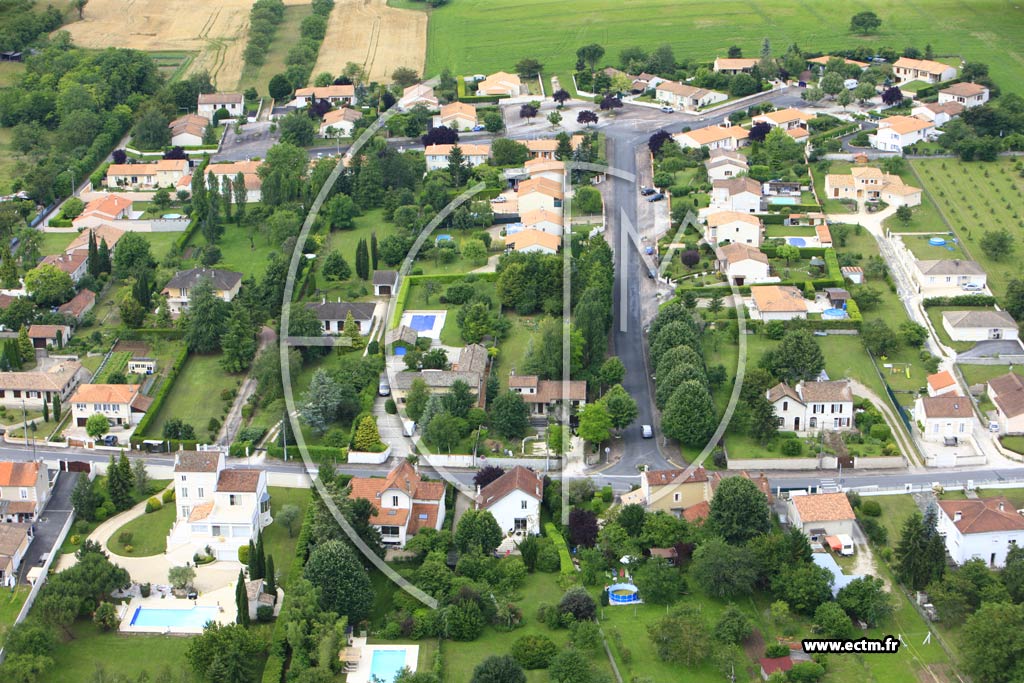Photo arienne de Magnac-sur-Touvre (Relette)
