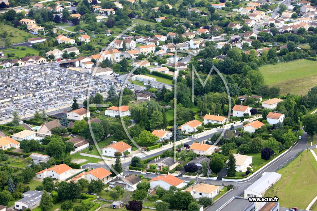 Photo arienne de Ruelle-sur-Touvre