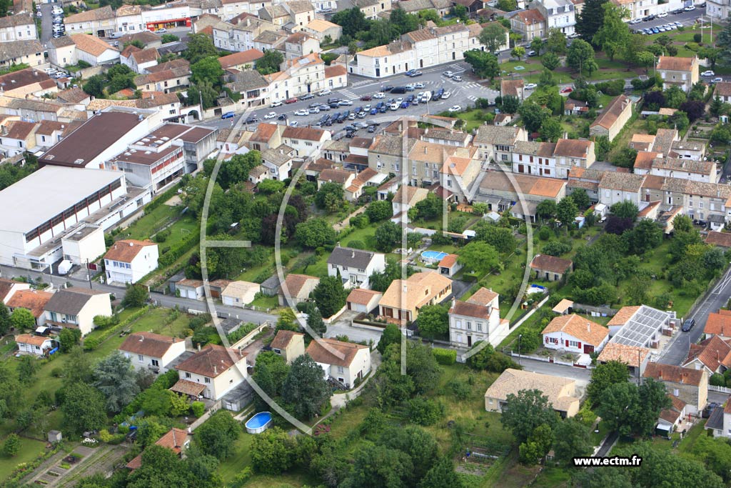 Photo arienne de Ruelle-sur-Touvre