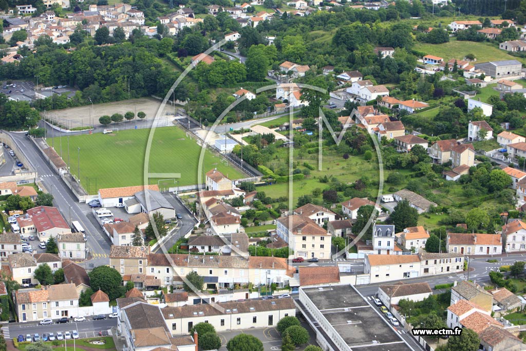 Photo arienne de Ruelle-sur-Touvre