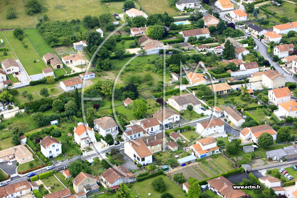 Photo arienne de Ruelle-sur-Touvre