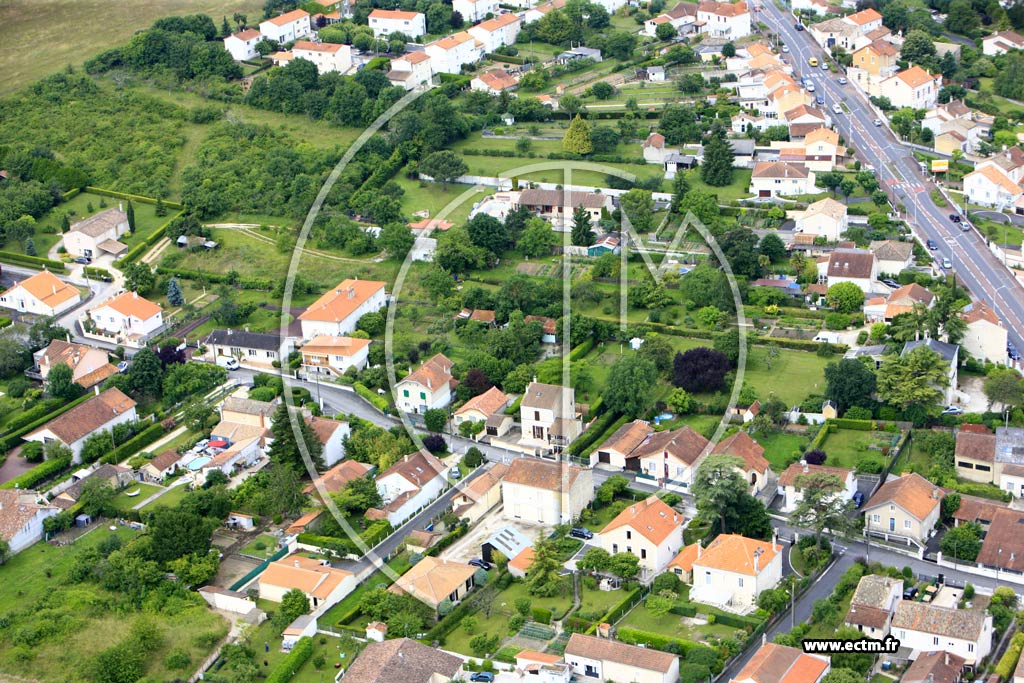 Photo arienne de Ruelle-sur-Touvre