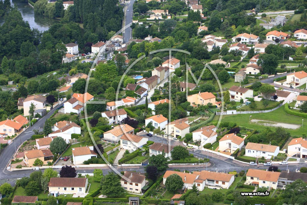 Photo arienne de Ruelle-sur-Touvre (Combe au Loup)