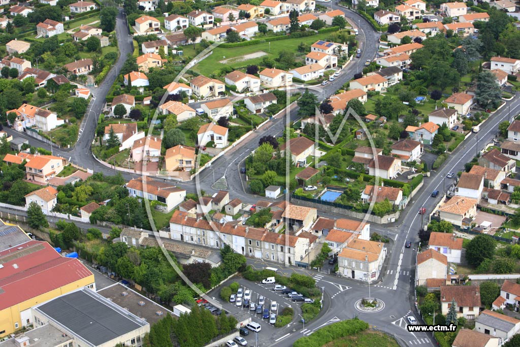 Photo arienne de Ruelle-sur-Touvre (Gond Pontouvre)