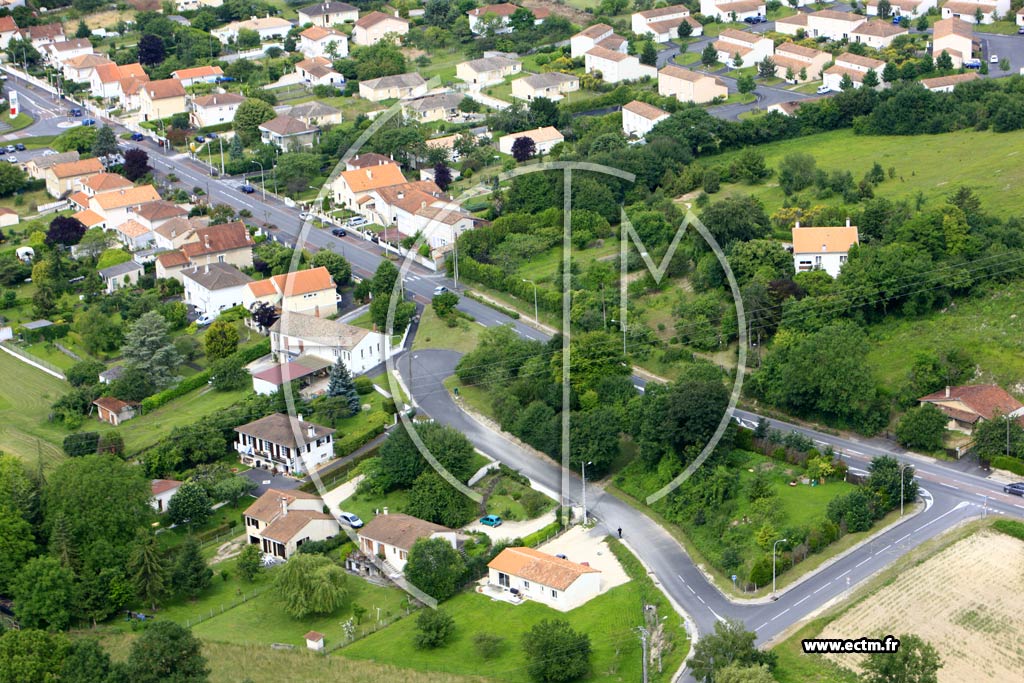 Photo arienne de Ruelle-sur-Touvre (Grands Champs)