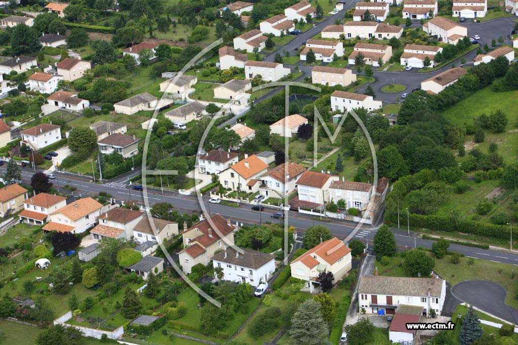 Photo arienne de Ruelle-sur-Touvre (Grands Champs)