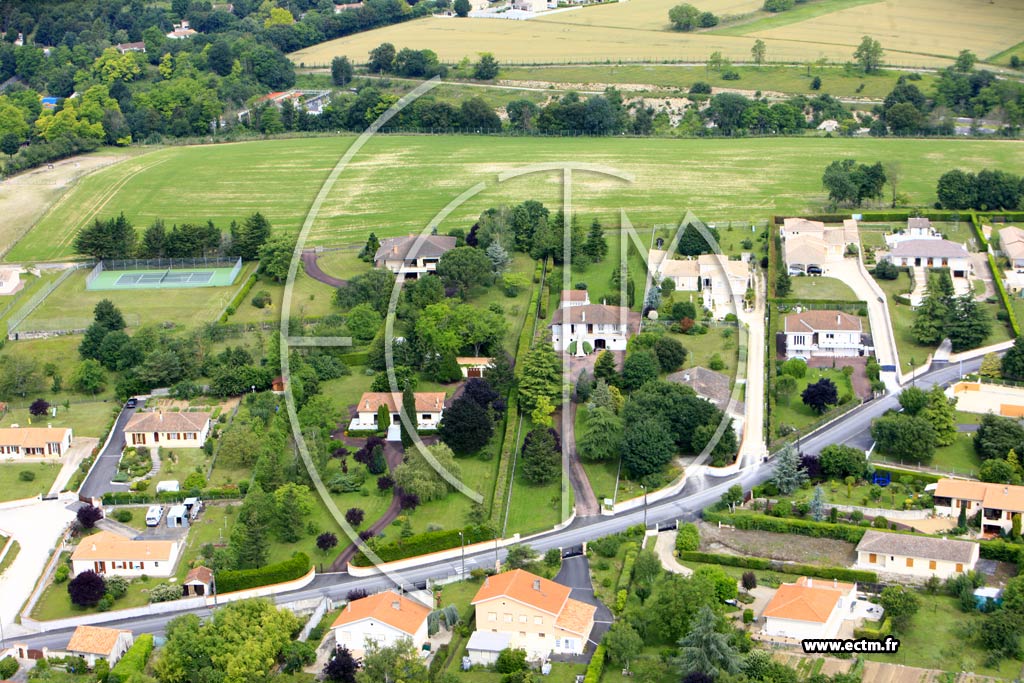 Photo arienne de Ruelle-sur-Touvre (Grands Champs)