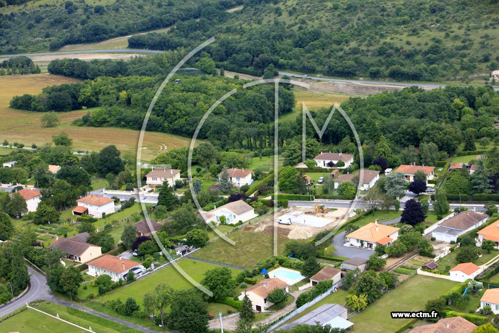 Photo arienne de Ruelle-sur-Touvre (Les Riffauds)
