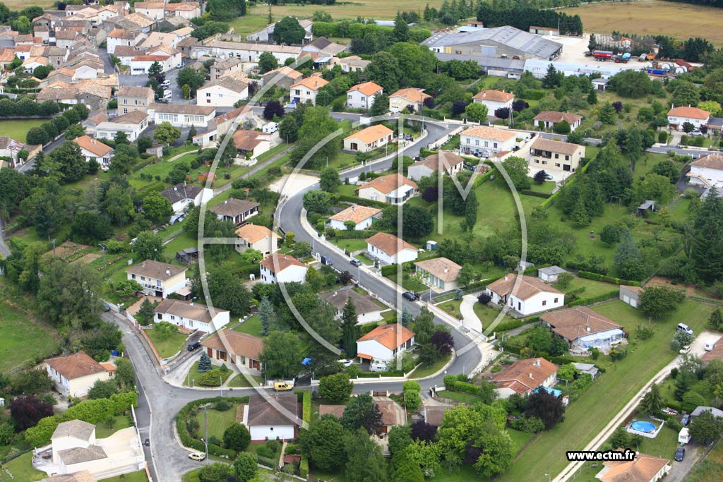 Photo arienne de Ruelle-sur-Touvre (Les Riffauds)