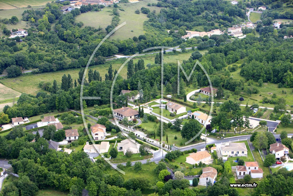 Photo arienne de Ruelle-sur-Touvre (Les Riffauds)