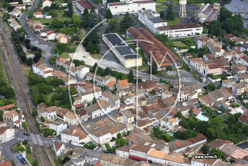 Photo arienne de Ruelle-sur-Touvre (Seguins)
