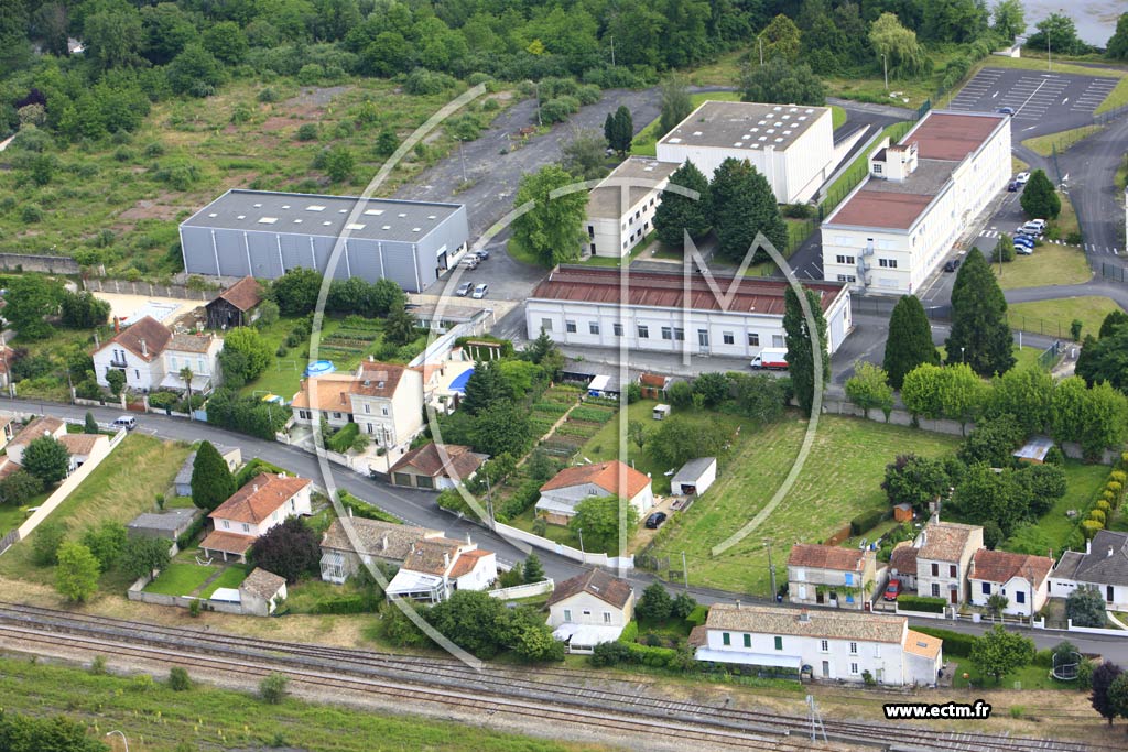 Photo arienne de Ruelle-sur-Touvre (Seguins)